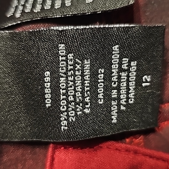 Pull-on Jegging Pants - Picture 3 of 3